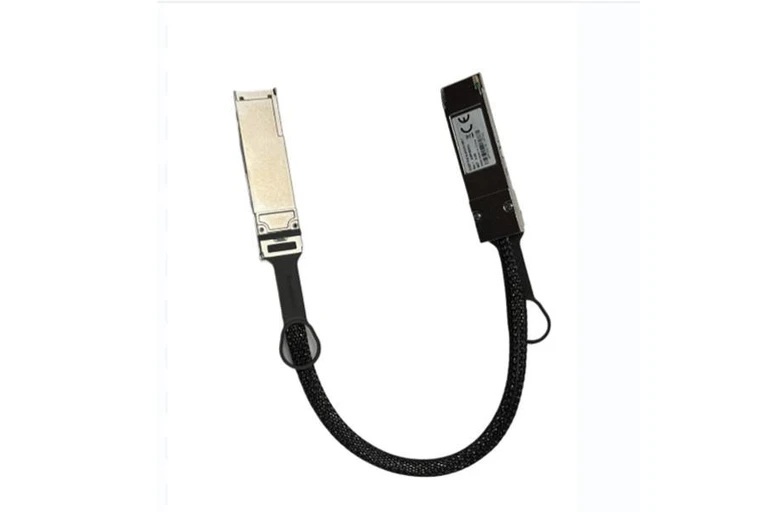 MSI EdgeXpert QSFP cable 200G QSFP cable, Connect-X 7 - Compact desktop